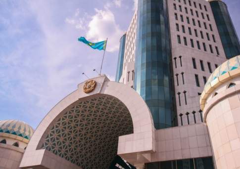 Парламент РК принял поправки по вопросам социального обеспечения